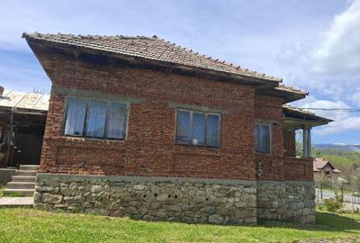 Casă cu 4 camere în Negrulești - 7
