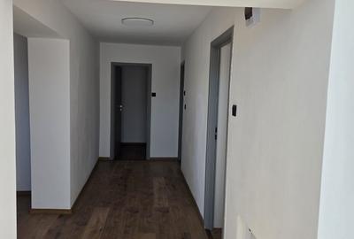 Casă cu 3 camere în Central - 3
