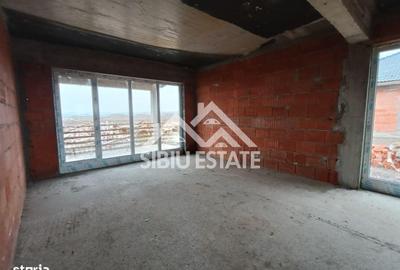 Casă cu 4 camere cu Teren 500 Mp în Central - 9