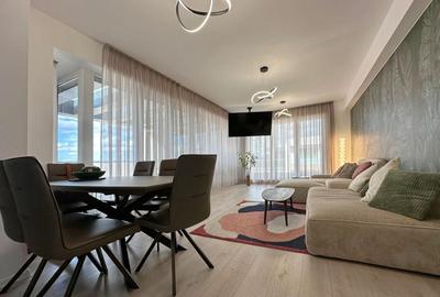 Apartament cu 3 camere decomandat, mobilat în Tractorul