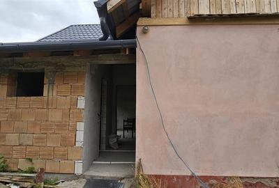 RECO, Casa in Santaul Mare,  Zona Bors, Oradea, teren 850 mp cu toate utilitatil - 3