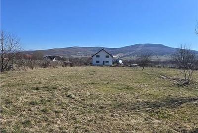 Teren de 1250 mp, în Unirea - 1