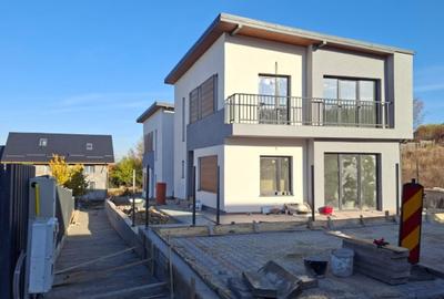 Casă modernă P+E Barnova– 110 mp utili, teren 250 mp, finisaje premium - 1