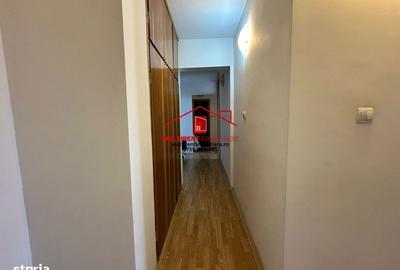 Apartament cu 3 camere decomandat în C5 - 3