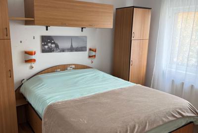 Apartament cu 2 camere decomandat în E3 - 8