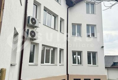 Casă cu 10 camere cu Teren 700 Mp în Central - 9