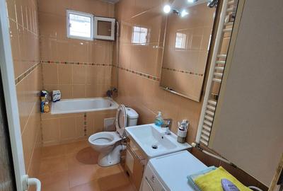 Apartament cu 2 camere decomandat în Central - 1