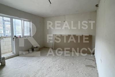 Casă individuală cu 10 camere cu Canalizare în Schitu Duca - 5