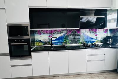 Apartament cu 3 camere decomandat în Exterior Vest - 1