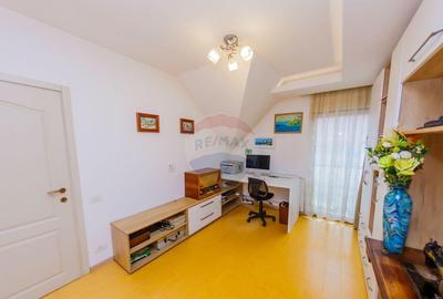 Casă cu 3 camere cu Teren 199 Mp în Ferneziu - 2