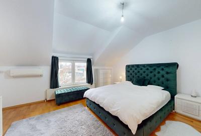 Casă cu 8 camere cu Canalizare în Iancu Nicolae - 13