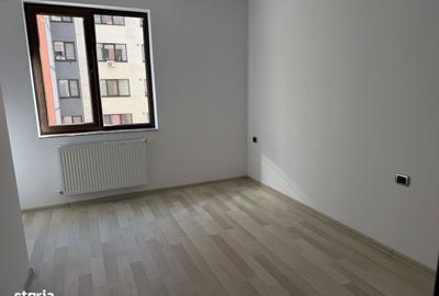 Apartament cu 3 camere în Tractorul - 3
