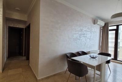 Apartament cu 3 camere semidecomandat, mobilat în Central - 41