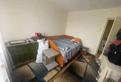 Apartament cu 3 camere decomandat în Calea București - 2