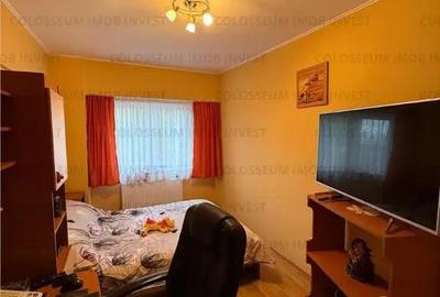 Apartament cu 3 camere decomandat în Uzina 2 - 11