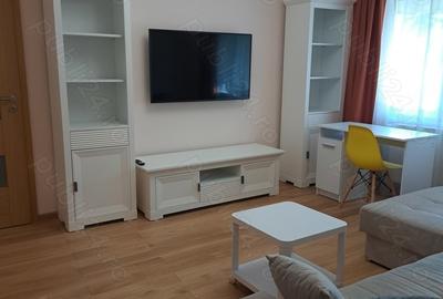 Apartament cu 3 camere semidecomandat în Central - 2