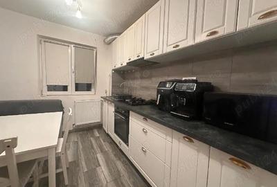 Apartament cu 2 camere semidecomandat în Girocului - 1