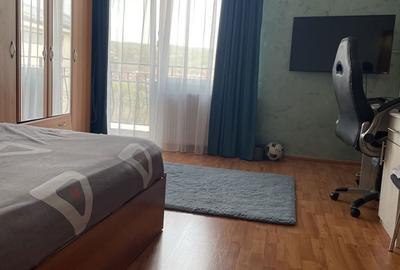 Apartament cu 3 camere decomandat în Central - 2