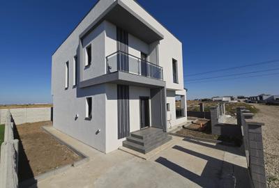 Vila individuala - 4 camere  - 3 bai - incalzire pardoseala - placa de beton - 4