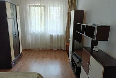 Garsonieră decomandată în Ostroveni