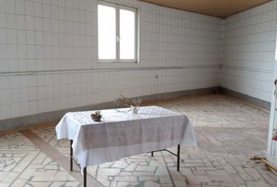 Spațiu comercial, de 350 mp, în Central - 6