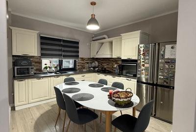 Duplex cu 5 camere cu Canalizare în Dumbrăvița - 11