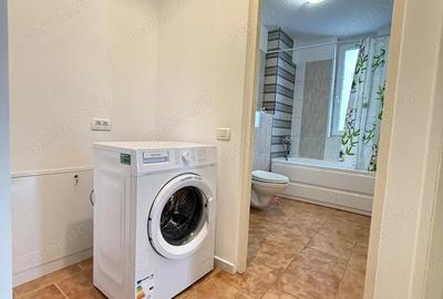 Apartament cu 2 camere semidecomandat în Girocului