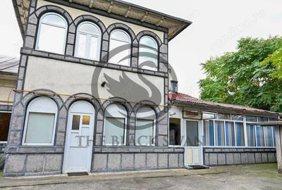 Casă cu 5 camere cu Teren 312 Mp în Dorobanțul