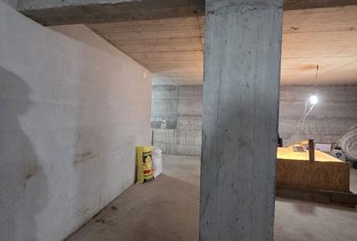 Casă cu 5 camere cu Teren 2867 Mp în Păunești - 5