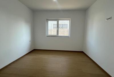 Duplex cu 3 camere cu Canalizare în Moșnița Nouă - 9