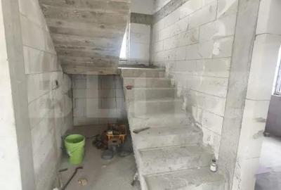 Casa la rosu cu 5 camere, 144mp utili, Radauti - 11