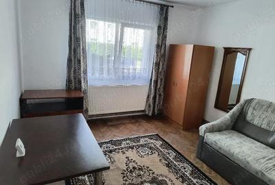 Garsonieră decomandată în Central - 4