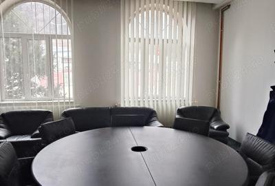 Spatiu office situat in Busteni-inchiriere - 8