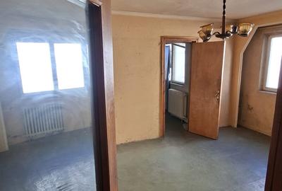 Apartament cu 2 camere semidecomandat în Nord - 3