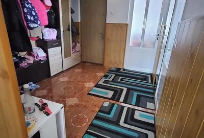 Apartament cu 3 camere decomandat în Central - 1