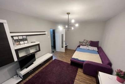 Apartament cu 2 camere decomandat în Exterior Vest