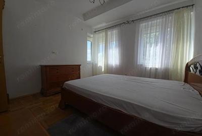 Apartament cu 3 camere semidecomandat în Central - 9