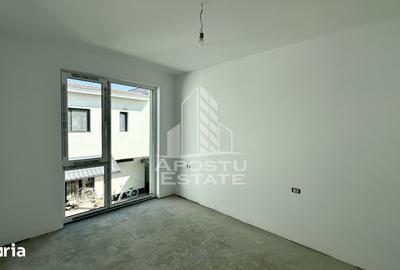 Apartament cu 4 camere în Dumbrăvița