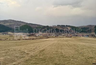 Teren de 2548 mp, în Zărnești - 2