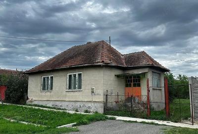 Casă cu Canalizare în Ianova - 1