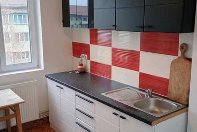 Apartament cu 3 camere decomandat în Central - 3