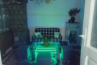 Casă cu 5 camere cu Canalizare în Central - 7