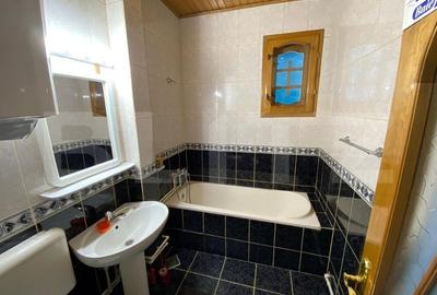 Vila cu potential de transformare in pensiune, 13 camere, Timisul de Sus, Brasov - 6
