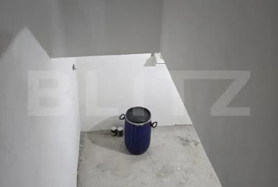 Casă cu 4 camere cu Teren 1500 Mp în Central - 9
