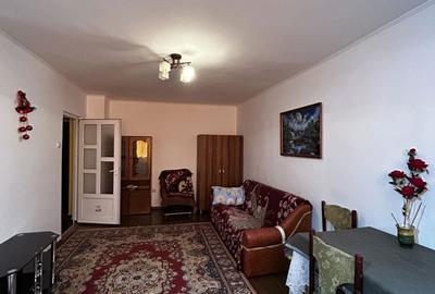 Apartament cu 2 camere decomandat în Republicii - 3