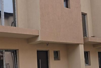 Ansamblu 4 case la gri 4 case Bragadiru, Ilfov - 3