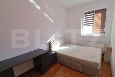Apartament cu 3 camere semidecomandat în Central - 3