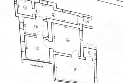 Casă cu 3 camere în Central