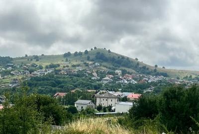Teren intravilan, 1500 mp, cu view, zona herghelia Salicea