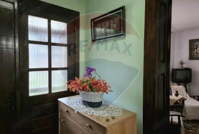 Casă cu 7 camere cu Teren 2104 Mp în Vad - 19